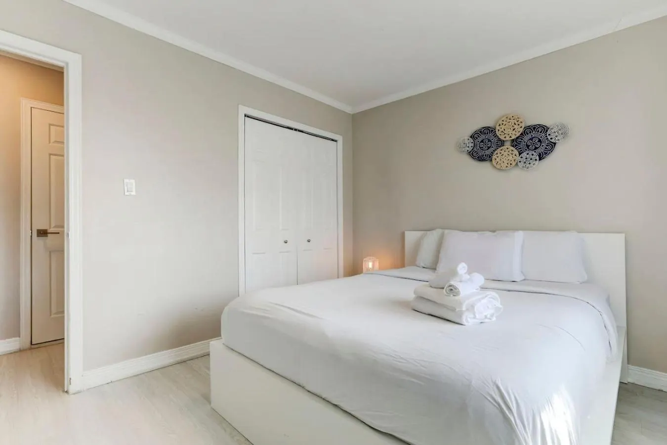 Amazing 1-Bedroom Apartment In Mtl Downtown Montreal 0*,  Canada